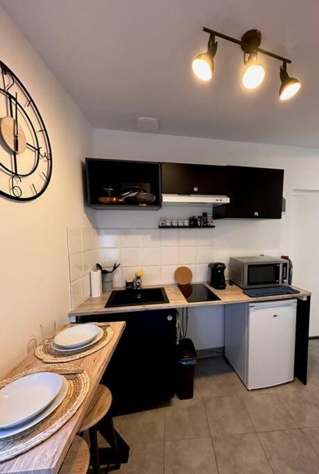 Studio En Ville نيفي المظهر الخارجي الصورة
